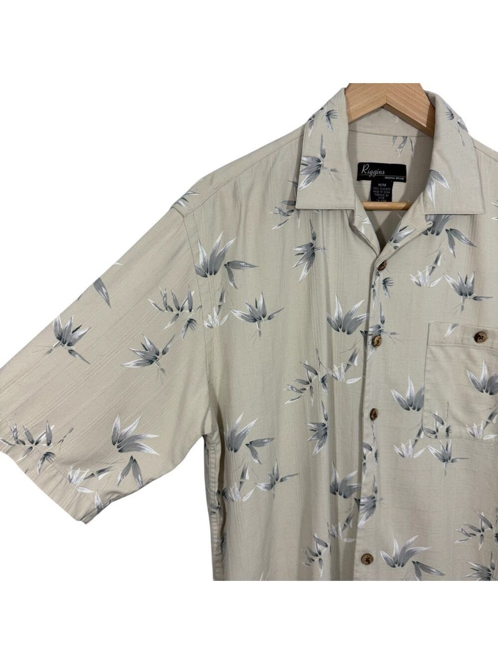 Riggins 100% Silk Tropical Shirt Mens M Cream Floral Short Sleeve Button Up VGUC